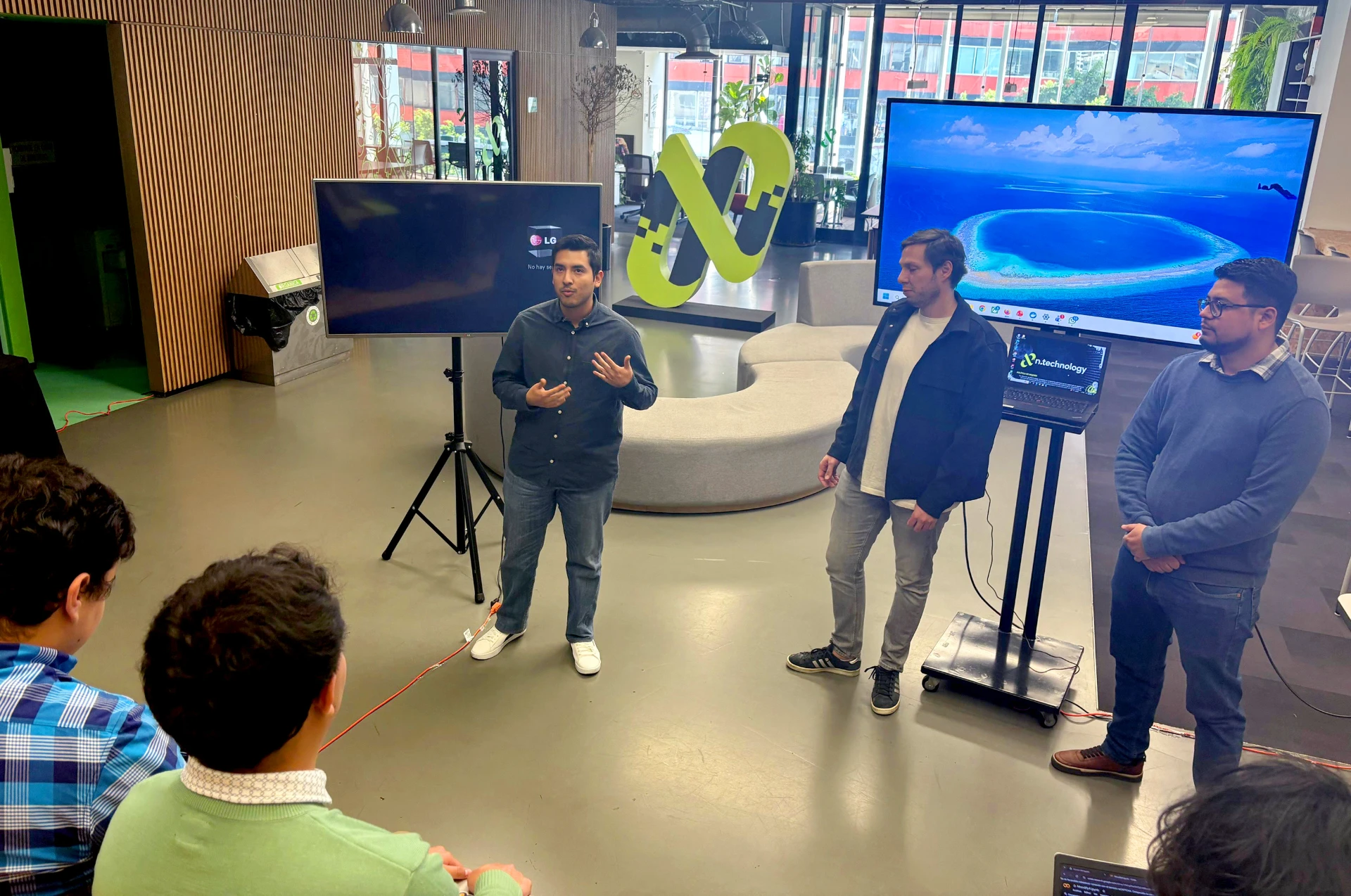 Estudiantes de la UTC desarrollan Inteligencia Artificial en colaboración con NTechnology