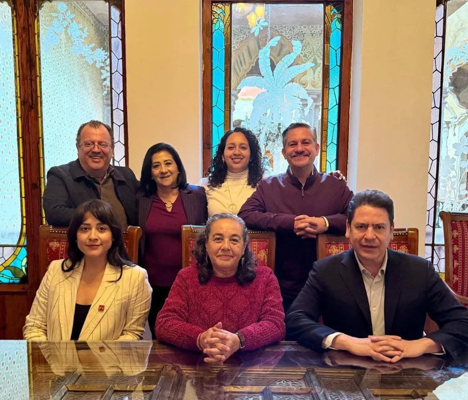 🔎 Rumbo a 2027: aspirantes a la gubernatura sostienen encuentro con dirigencias de Morena, PT y PVEM; ausencia de Santiago Nieto llama la atención