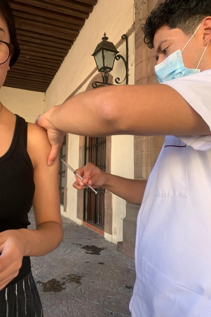 🚨 Querétaro refuerza cerco sanitario ante casos de sarampión; intensifican vacunación y vigilancia epidemiológica