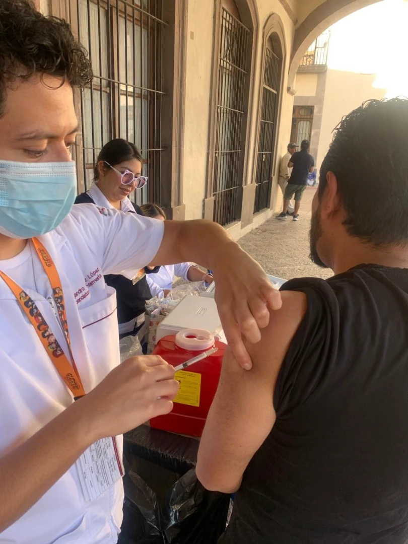 💉 Querétaro alcanza 85% de avance en vacunación contra influenza; reportan 90 casos en la entidad