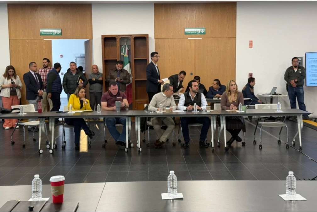 Reforma judicial en Querétaro plantea elección popular de jueces y nuevo Tribunal de Disciplina; sesión se frustra por falta de quórum