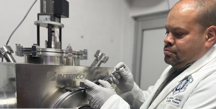 🔬 UAQ impulsa centro de investigación en semiconductores y energía renovable