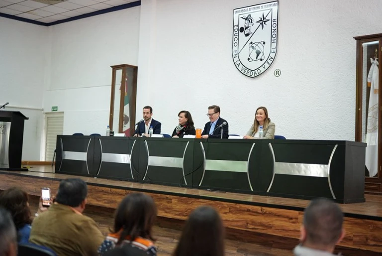 UAQ, Chertorivski y Paul Ospital impulsan propuesta de Ley Estatal de Cuidados