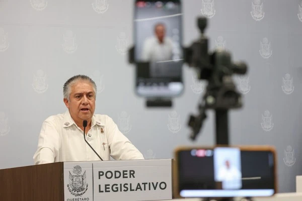 Diputado Sinuhé Piedragil Ortiz, presentó iniciativa de reforma a la Ley Electoral del estado para dar voz y voto a asociaciones políticas estatales