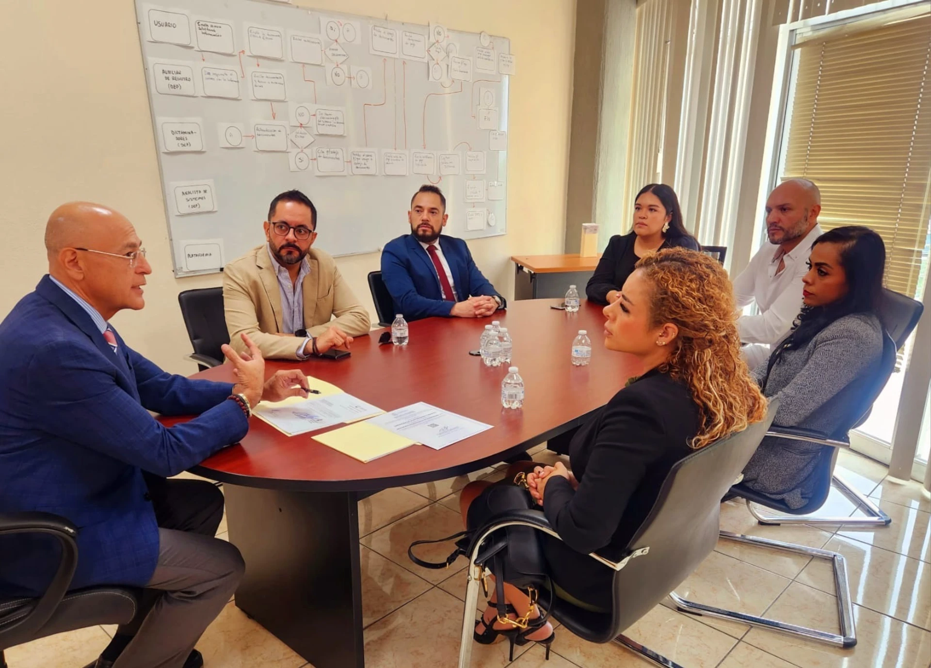 Mujeres lideran solicitudes de Cédula Profesional en Querétaro