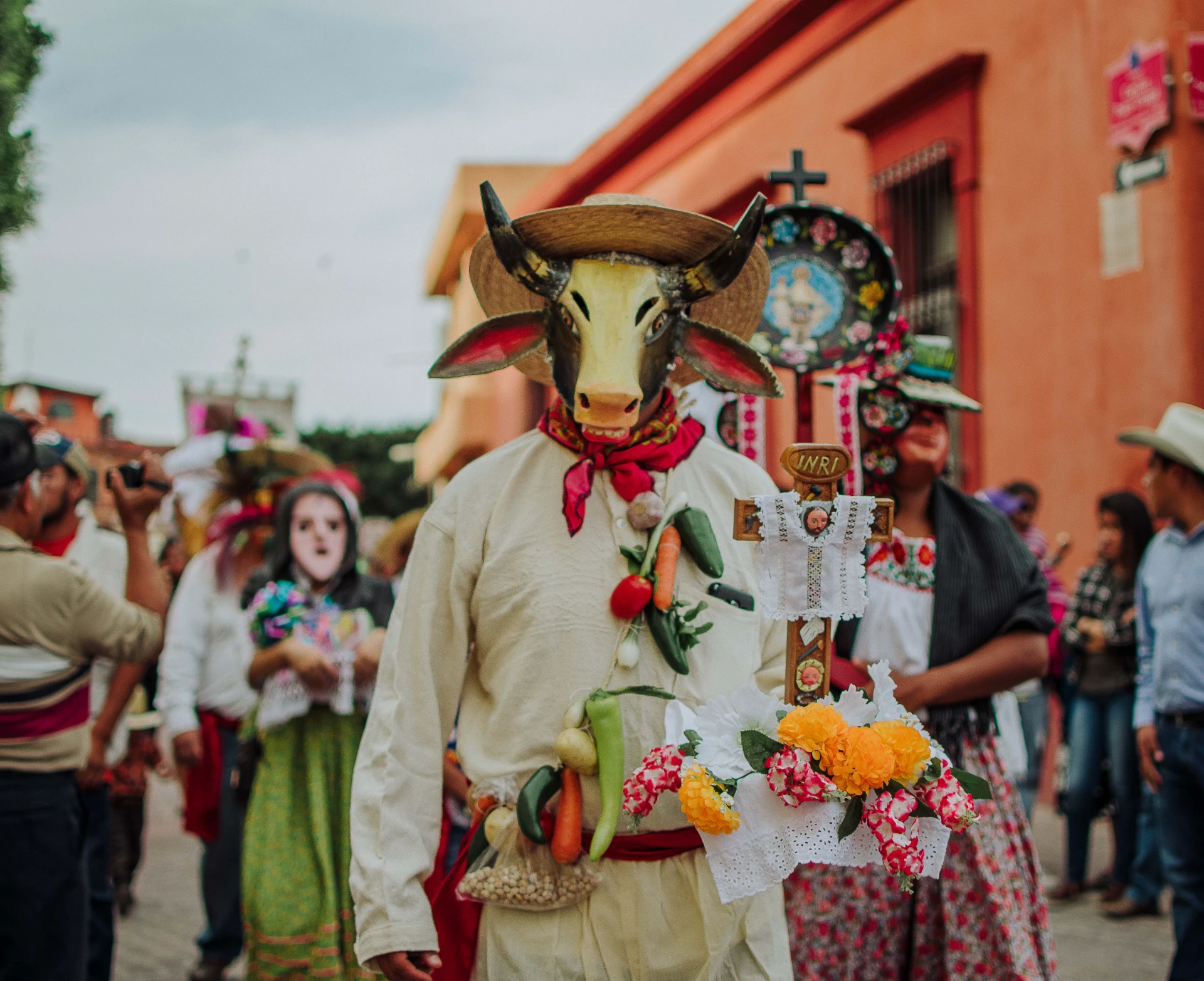Inauguran "Máscaras: Herencia Viva" en la Casa del Faldón: Un viaje fotográfico por la tradición de El Pueblito