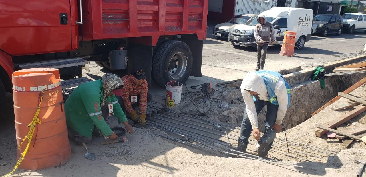 Blindan a San Juan del Río contra inundaciones: Refuerzan limpieza y desazolve en 23 drenes