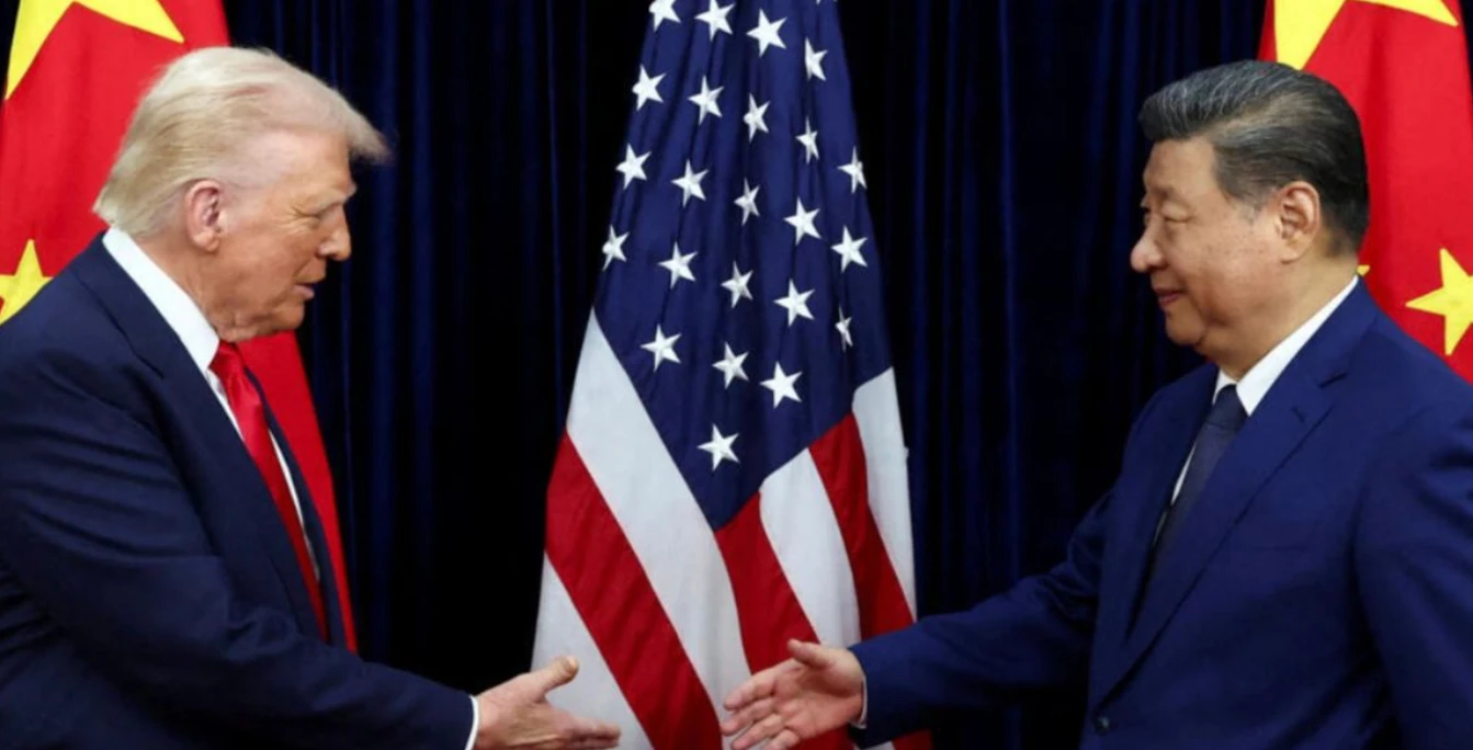 🎙️ ¡Tensión global! Trump asegura que China frenará envío de armas a Irán en medio del conflicto