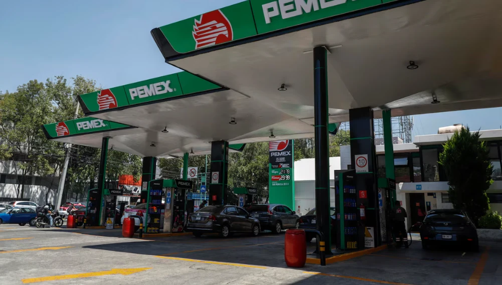 Gasolina “barata”, pero cara para el país: Subsidios golpearán las finanzas públicas