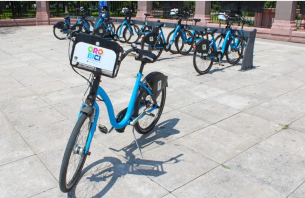 Querétaro prueba bici estacionamientos de paga en tres estacionamientos privados; mantiene opciones gratuitas