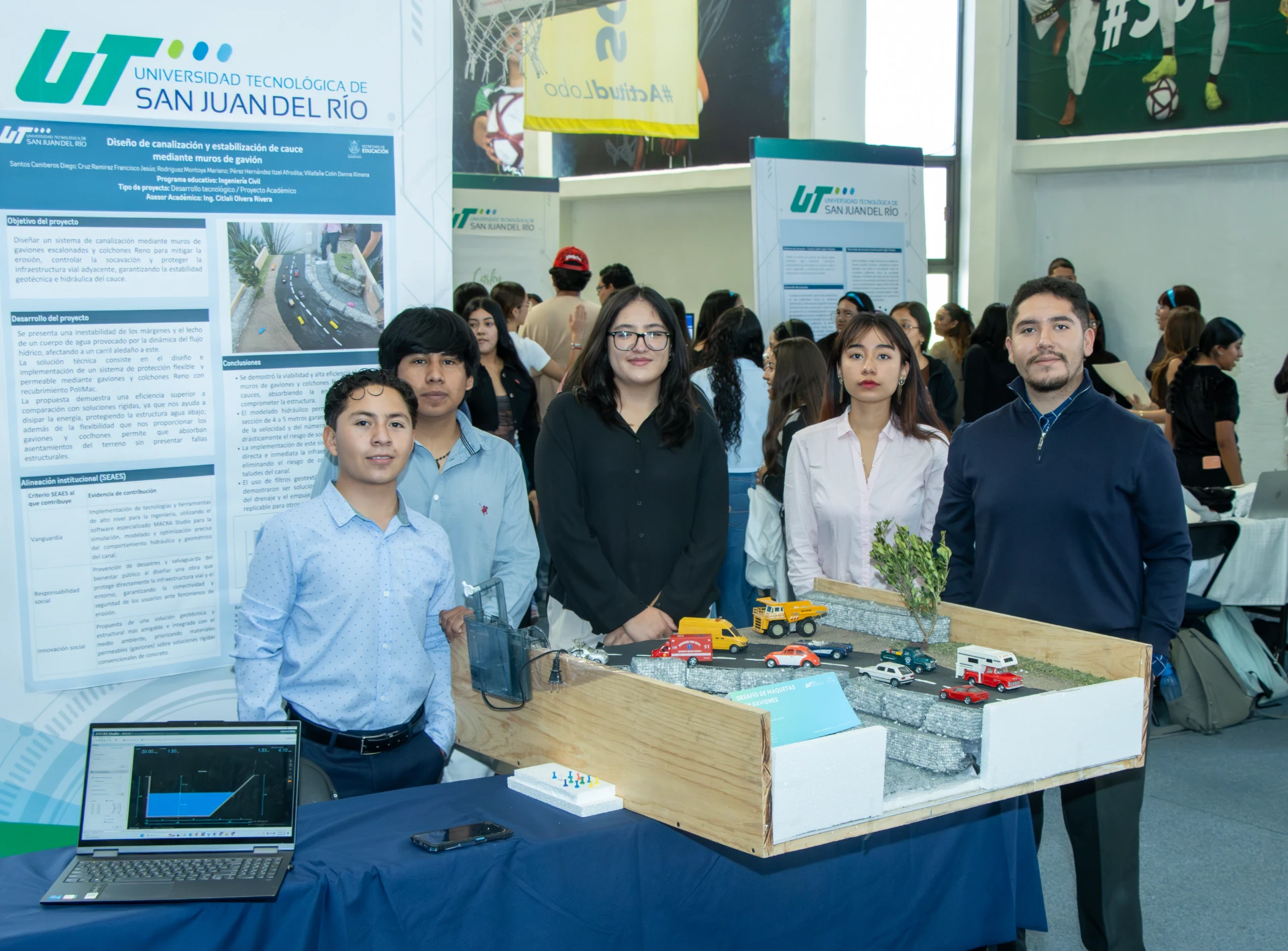 Estudiantes de UT San Juan Brillan en el Concurso “Primer Desafío Anáhuac Querétaro”